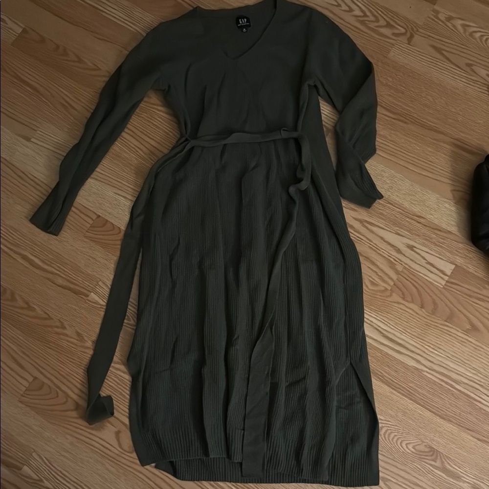 GAP Olive Long Sleeve Maxi Dress